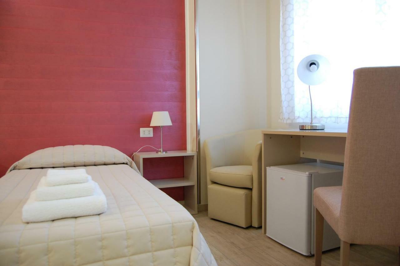 B&B Del Corso San Cataldo  Ngoại thất bức ảnh