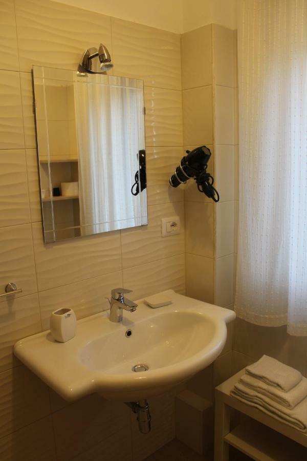 B&B Del Corso San Cataldo  Ngoại thất bức ảnh